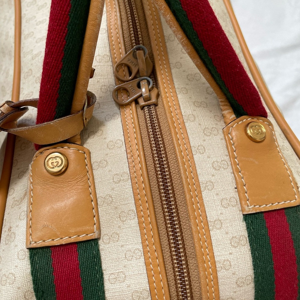 Vintage Gucci Weekender Bag | Authentic GG Bag - Picture 5 of 13